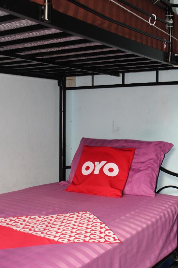 The Twins Hostel Банкок Екстериор снимка