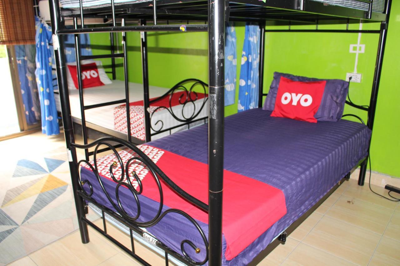 The Twins Hostel Банкок Екстериор снимка