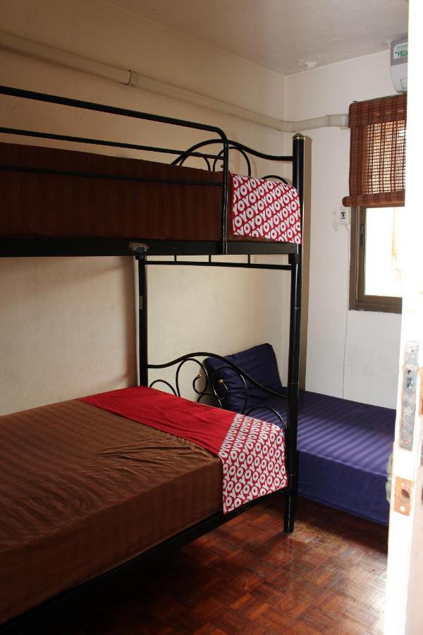 The Twins Hostel Банкок Екстериор снимка