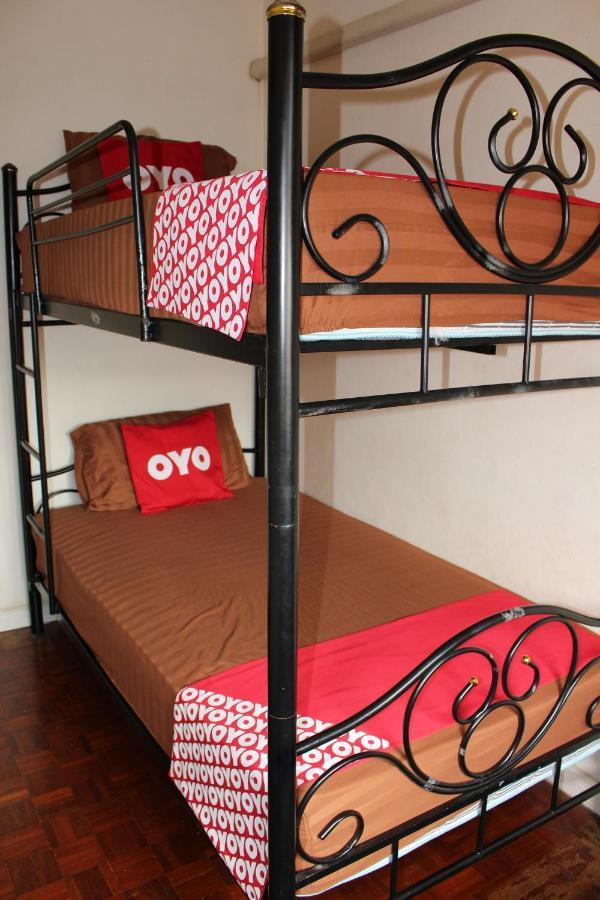 The Twins Hostel Банкок Екстериор снимка