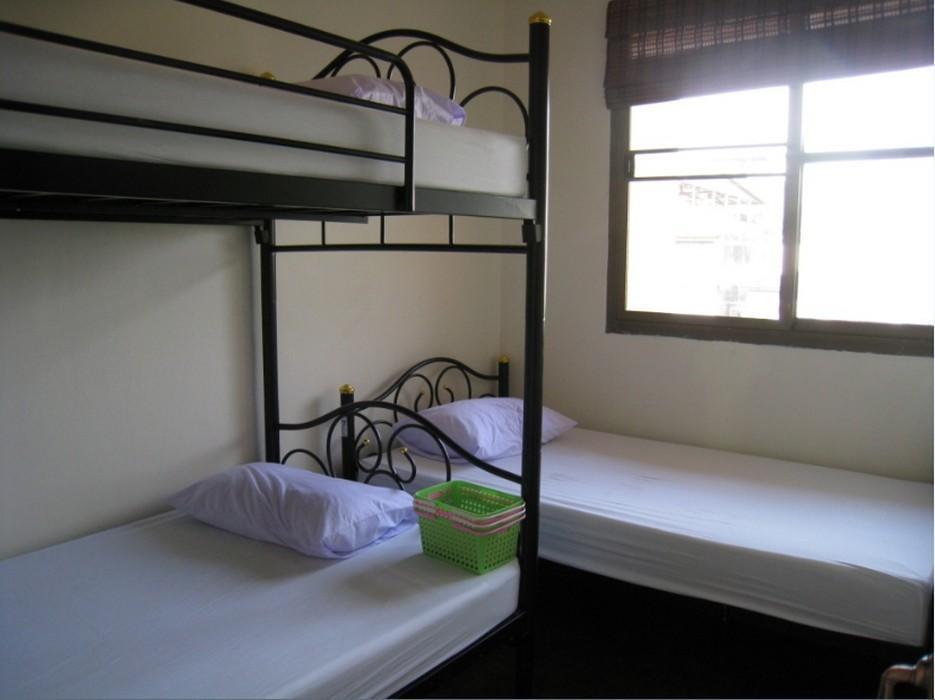 The Twins Hostel Банкок Екстериор снимка