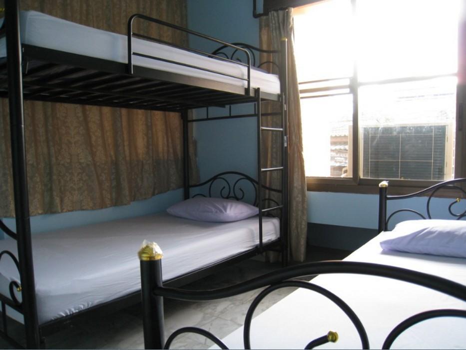 The Twins Hostel Банкок Екстериор снимка